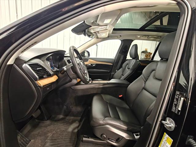2024 Volvo XC90 B6 Plus Bright Theme 7-Seater