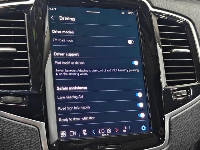 2024 Volvo XC90 B6 Plus Bright Theme 7-Seater