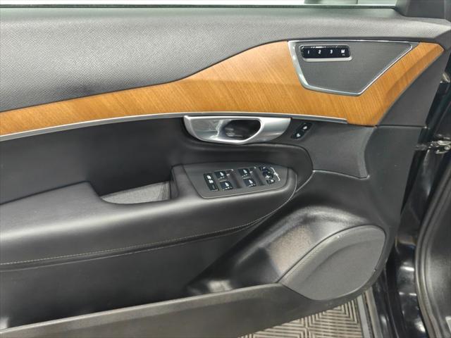 2024 Volvo XC90 B6 Plus Bright Theme 7-Seater