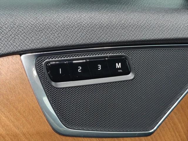 2024 Volvo XC90 B6 Plus Bright Theme 7-Seater