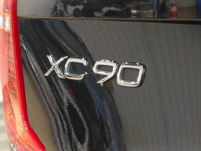 2024 Volvo XC90 B6 Plus Bright Theme 7-Seater