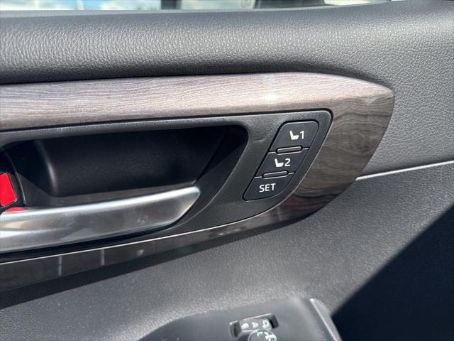 2025 Toyota Highlander Limited