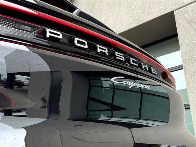 2026 Porsche Cayenne Unknown