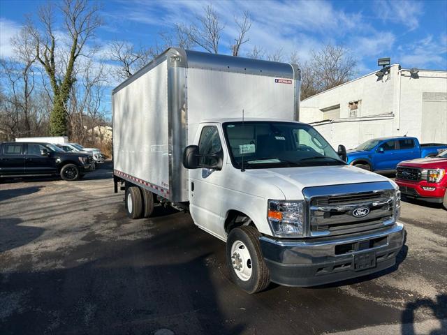 2026 Ford E-450 Cutaway Base