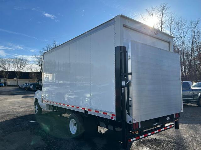 2026 Ford E-450 Cutaway Base