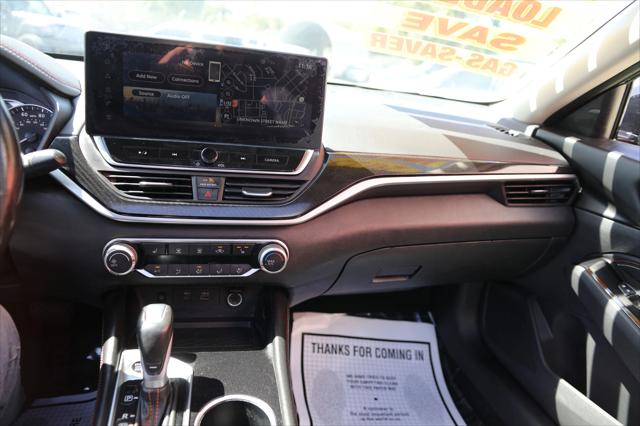 2023 Nissan Altima SR FWD