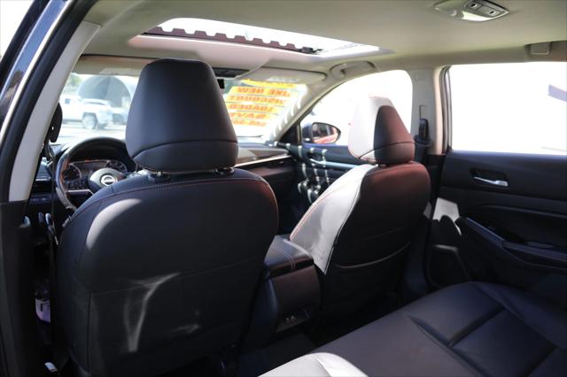 2023 Nissan Altima SR FWD