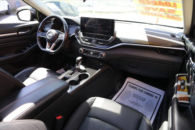 2023 Nissan Altima SR FWD
