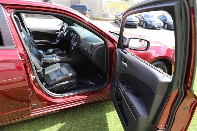 2019 Dodge Charger SXT RWD