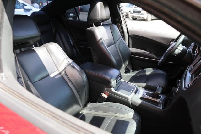 2019 Dodge Charger SXT RWD