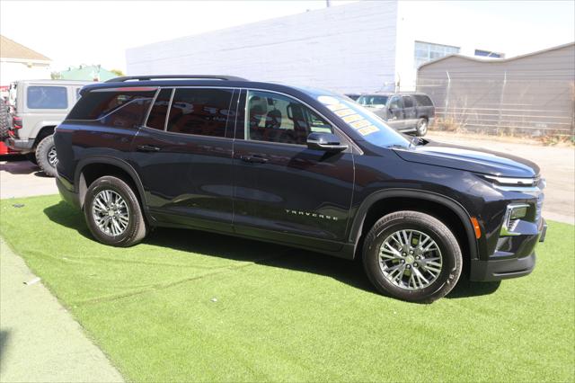 2025 Chevrolet Traverse FWD LT