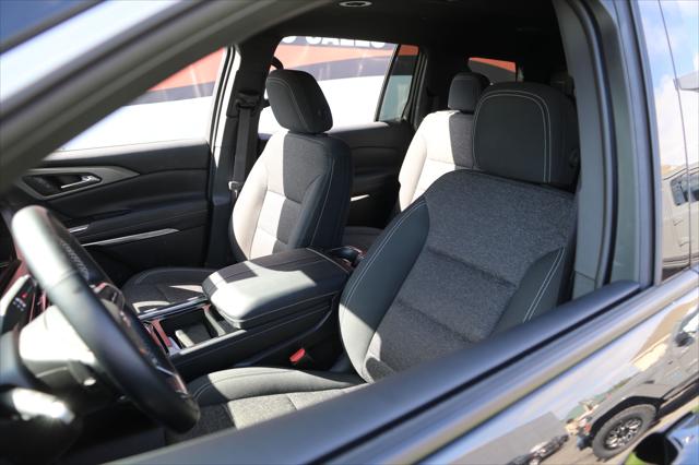 2025 Chevrolet Traverse FWD LT