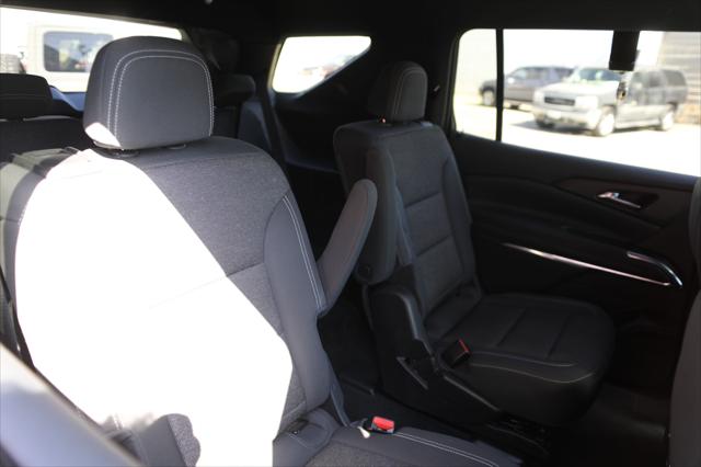 2025 Chevrolet Traverse FWD LT