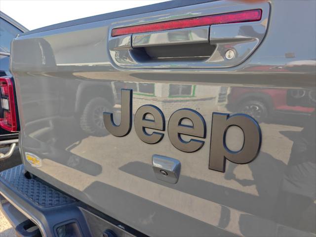 2023 Jeep Gladiator Sport