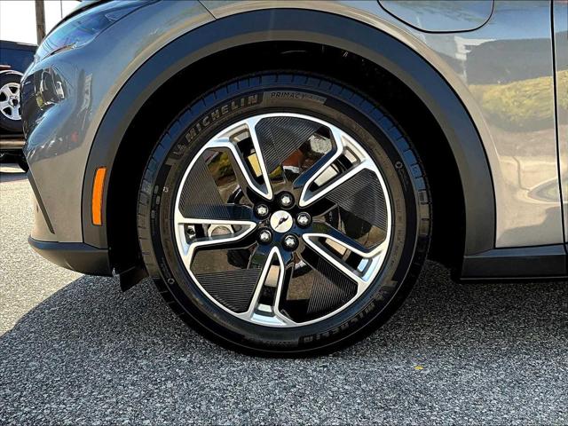 2021 Ford Mustang Mach-E Select