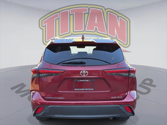 2021 Toyota Highlander XLE [3]