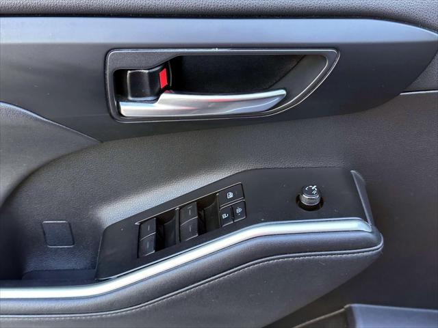 2021 Toyota Highlander XLE [9]