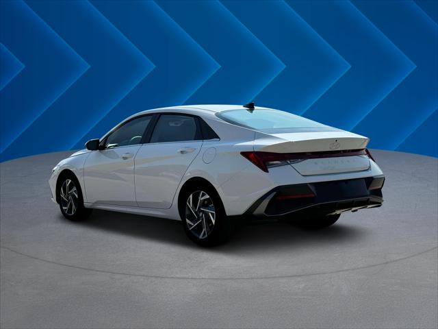 2025 Hyundai Elantra Hybrid Limited