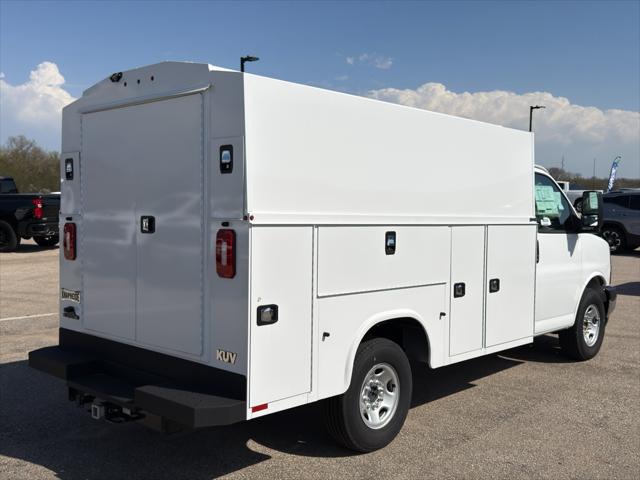 2025 Chevrolet Express Cutaway Work Van