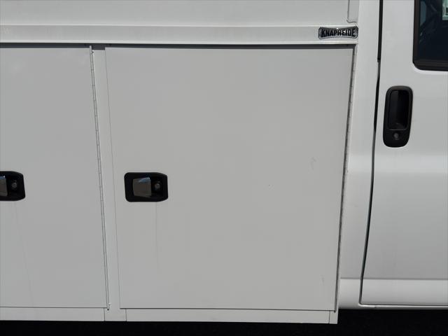 2025 Chevrolet Express Cutaway Work Van