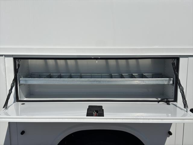 2025 Chevrolet Express Cutaway Work Van