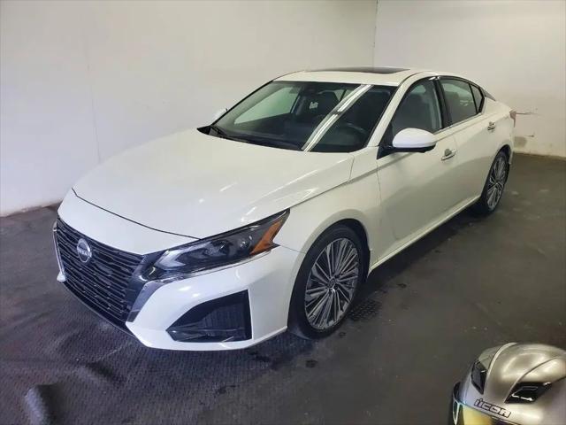 2023 Nissan Altima SL FWD for sale in Fairfield, OH
