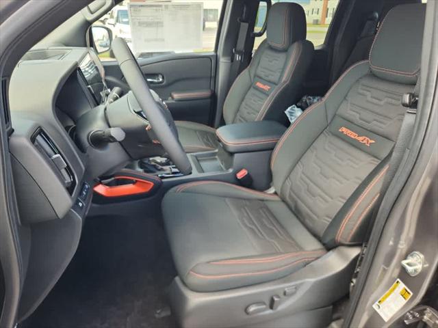 2025 Nissan Frontier Crew Cab PRO-4X 4x4