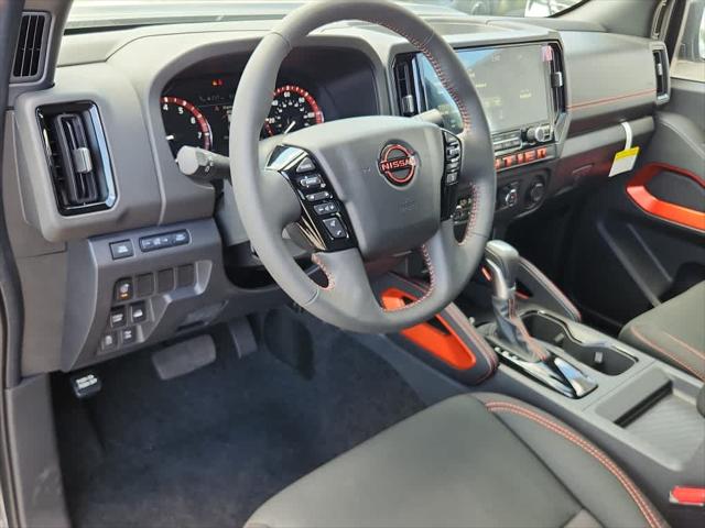 2025 Nissan Frontier Crew Cab PRO-4X 4x4