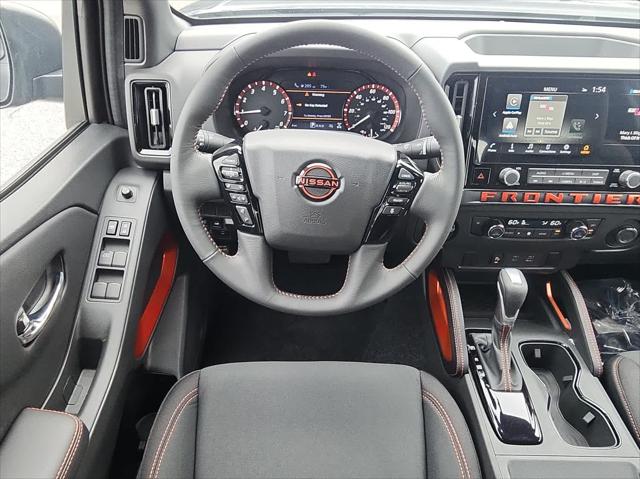 2025 Nissan Frontier Crew Cab PRO-4X 4x4