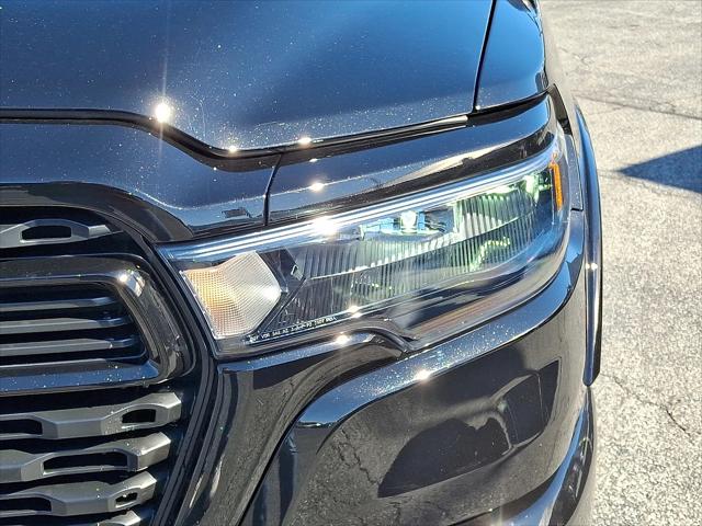 2026 Ram 1500 Lone Star Crew Cab 4x4 5'7" Box