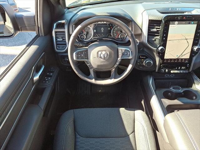 2026 Ram 1500 Lone Star Crew Cab 4x4 5'7" Box