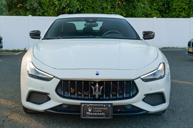 2022 Maserati Ghibli Modena Q4