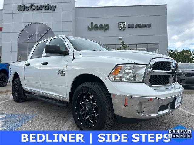 2020 RAM 1500 Classic Tradesman Crew Cab 4x4 57 Box 2020 RAM 1500 Classic Tradesman Crew Cab 4x4 57 Box