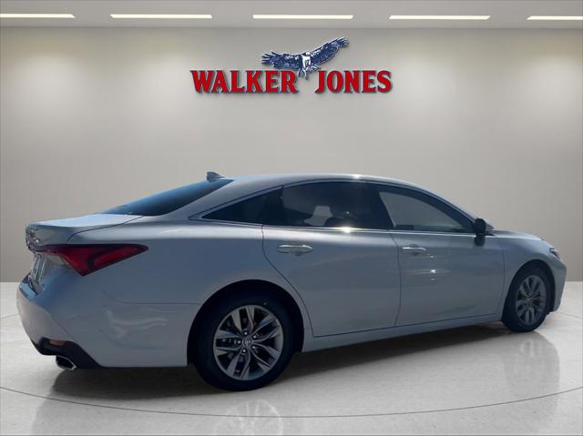 2022 Toyota Avalon XLE