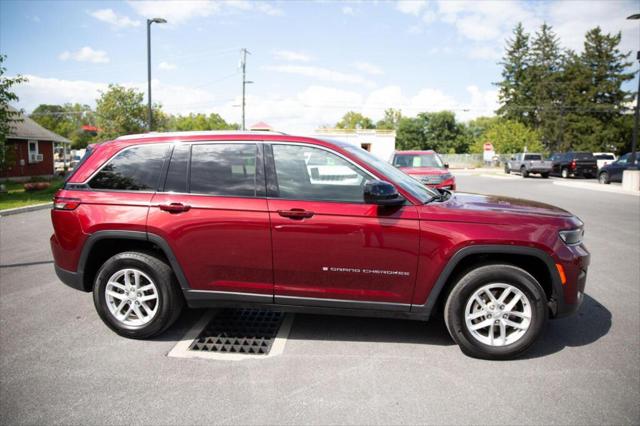 2023 Jeep Grand Cherokee Laredo 4x4