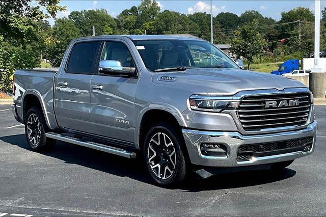 2025 RAM 1500 Laramie Crew Cab 4x4 57 Box