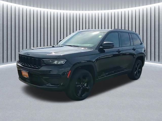2022 Jeep Grand Cherokee Altitude 4x4