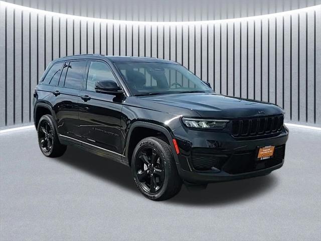 2022 Jeep Grand Cherokee Altitude 4x4
