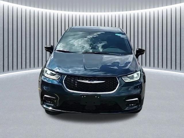 2025 Chrysler Pacifica PACIFICA SELECT
