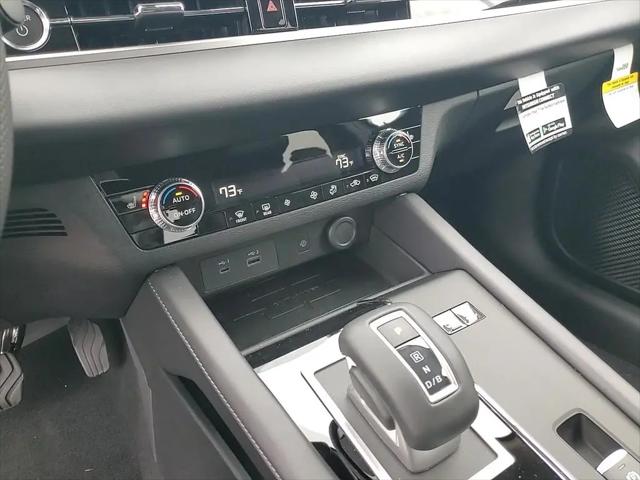 2025 Mitsubishi Outlander PHEV SE S-AWC