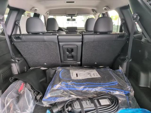 2025 Mitsubishi Outlander PHEV SE S-AWC