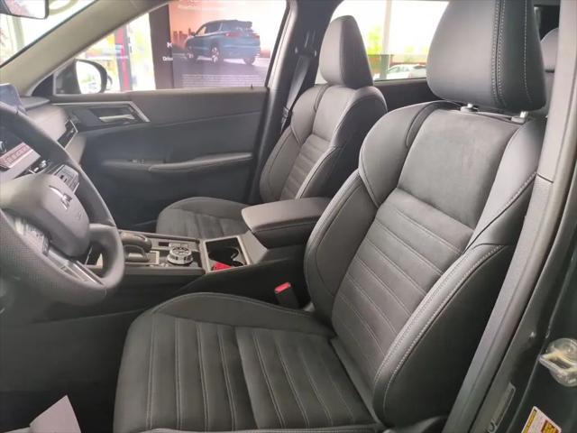 2025 Mitsubishi Outlander PHEV SE S-AWC