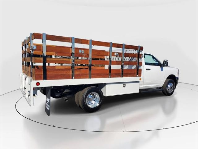 2026 RAM Ram 3500 Chassis Cab RAM 3500 TRADESMAN CHASSIS REGULAR CAB 4X2 84 CA