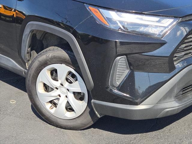 2024 Toyota RAV4 LE 2024 Toyota RAV4 LE