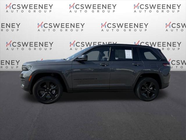 2022 Jeep Grand Cherokee Altitude 4x2