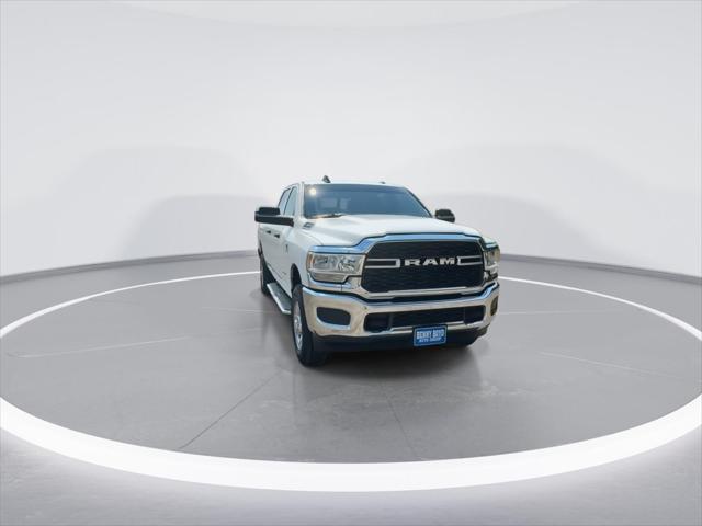 2022 RAM 3500 Tradesman Crew Cab 4x4 8 Box 2022 RAM 3500 Tradesman Crew Cab 4x4 8 Box
