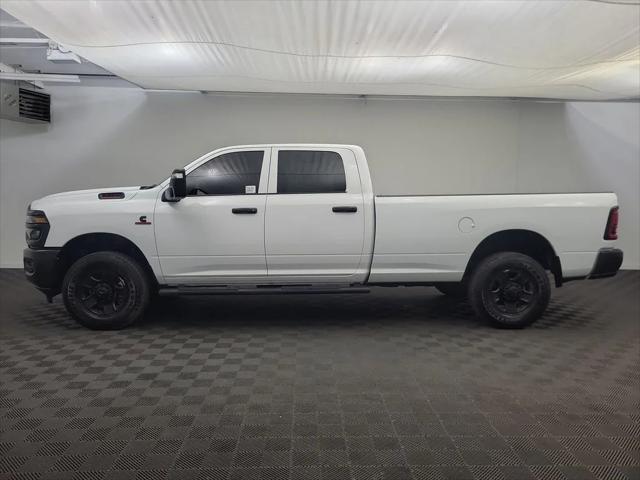 2025 RAM 3500 Tradesman Crew Cab 4x4 8 Box 2025 RAM 3500 Tradesman Crew Cab 4x4 8 Box