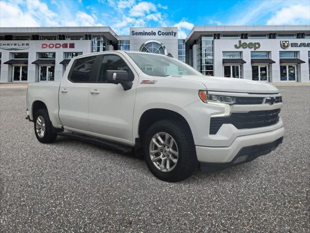 2022 Chevrolet Silverado 1500 4WD Crew Cab Short Bed RST