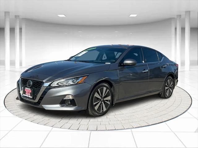 2022 Nissan Altima SL FWD