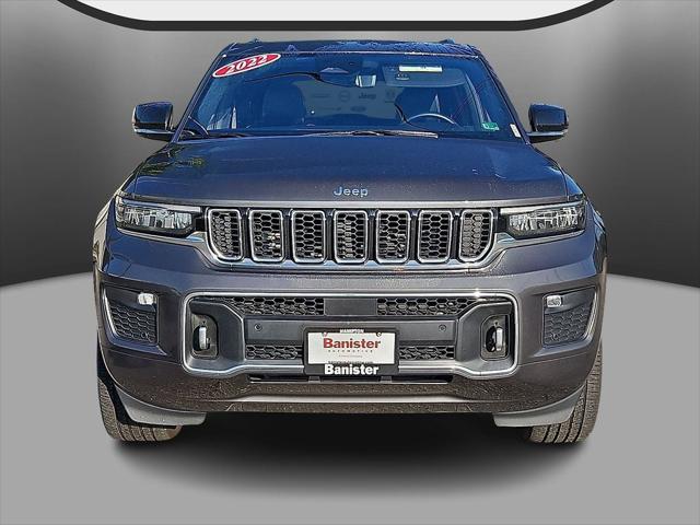 2022 Jeep Grand Cherokee Overland 4x4 2022 Jeep Grand Cherokee Overland 4x4